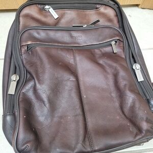 16-inch Vintage Kenneth Cole Reaction Dark Brown Leather Backpack